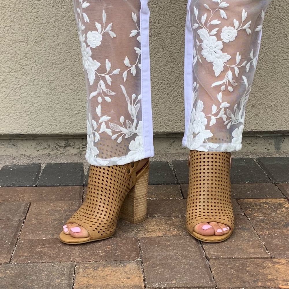 NIB Tan Laser Cut Block Heel Slingback Bootie - Picture 5 of 6